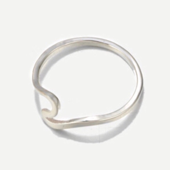 Ocean Wave Beach Faux Silver Ring - Picture 3 of 6